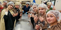 Ученики Усть‑Бюрской школы познакомились с производством «Абаканские сласти» - Агентство Информационных Сообщений