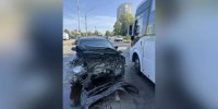 Водитель Chevrolet устроил массовое ДТП с маршруткой на Краснозамённой в Воронеже - ГТРК Воронеж