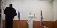 Житель Верхней Салды отсудил у медцентра компенсацию за травму во время операции - КП Екатеринбург