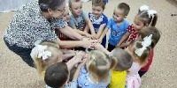 Родители и дошколята в Курганской области могут номинировать воспитателя на детскую премию - Департамент образования и науки