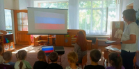 Лекторий «История Государственного флага Российской Федерации» провели для воспитанников я/с «Ромашка» - Администрация города Свердловска и Свердловского района