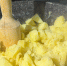 Не масло и не молоко: добавьте в горячую картошку 2 ложки этого продукта — пюре станет нежнее - Prochepetsk.ru
