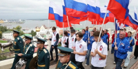 В Нижнем Новгороде прошло шествие в честь Дня флага - НТА-Приволжье