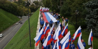 Шествие в честь Дня Государственного флага России прошло в Нижнем Новгороде - НИА Нижний Новгород