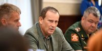 Александр Дрозденко вручил семьям погибших бойцов ордена Мужества - 47Channel.Ru