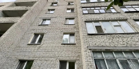 В Вольске ребёнок выпал из окна пятого этажа - Комсомольская правда