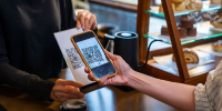 Универсальный QR-код для оплаты появится в магазинах с этой осени - РТВ-Подмосковье