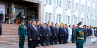 Состоялась торжественная церемония поднятия флагов Российской Федерации и Республики Тыва - Верховный Хурал (парламент) Республики Тыва