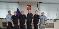 Сотрудники Главного управления поделились историями из своей служебной жизни в День государственного флага России - ФССП по Республике Крым