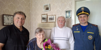 90 лет мудрости и преданности делу: в Ашинском гарнизоне поздравили ветерана Фаину Буренкову - ГУ МЧС Челябинской области