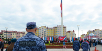 На Ямале росгвардейцы приняли участие в праздновании Дня Государственного флага - Росгвардия