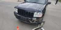 В Эжве при столкновении  с Grand Cherokee пострадал мотоциклист - Bnkomi.Ru