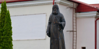 В Великих Луках почтили память предков возложением цветов к стеле в День города - Pln-Pskov.Ru