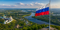 Путин поздравил россиян с Днём государственного флага - Луганский Информационный Центр