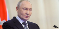 Путин поздравил россиян с Днем Государственного флага - Вечерняя Москва