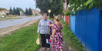 Активисты поздравили жителей района с Днем флага - Рассвет