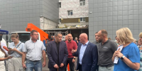 Александр Хинштейн проинспектировал восстановление домов, пострадавших от ударов вражеских беспилотников - Курская правда
