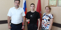 В Суземском районе ребенку-сироте вручили ключи от квартиры - БрянскToday.Ru