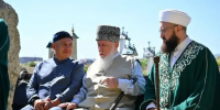 Рустам Минниханов почтил память Ахмата‑Хаджи Кадырова в день его 75‑летия - ГТРК Татарстан