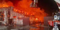 Ночной пожар уничтожил склад на Московском проспекте в Воронеже - VrnTimes.Ru