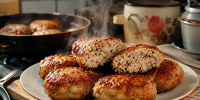 Как жарят настоящие котлеты, а не сухие мясные биточки: рецепт из журнала 1981 года – 2 тонкости: от них зависит дикая сочность и пышность - Город Киров