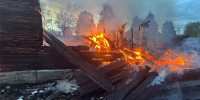 В Карелии сгорел большой жилой дом - Gubdaily.Ru