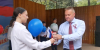 Алексей Платонов в День флага вручил первые паспорта новомосковцам - ИА Тульская пресса.Ru