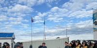 Единство под знаменем страны: в Магаданской области пожарные начали дежурство с поднятия флага России - МЧС Магаданской области