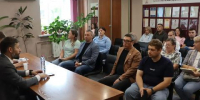 Депутат Госдумы и городские власти обсудили с жителями Октябрьского округа проблемы дворов и долгов за ЖКУ - Baikal24.Ru