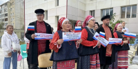 Ко Дню Государственного флага России в Якутске прошел межнациональный проект «Триколор Дружбы» и акция «БлагоТворить Всем миром»   - Министерство по внешним связям и делам народов