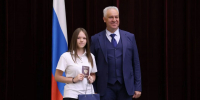 Депутаты поздравили школьников Саратовской области с Днём Государственного флага - Единая Россия