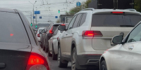 Огромная пробка сковала проспект Гагарина в Нижнем Новгороде из-за ДТП - фото 1 - vGorodeN.Ru