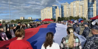 Росгвардейцы приняли участие в праздновании Дня Государственного флага в Санкт-Петербурге и Ленинградской области - Росгвардия