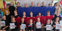 20 августа в танцевальном коллективе «Акварель» Центра детского творчества состоялась тематическая беседа, приуроченная ко Дню Государственного флага. - Администрация г. Клинцы