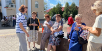 Библиотека провела акцию ко Дню Государственного флага РФ - Ютазинский район