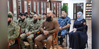 В Грозном росгвардейцы приняли участие в интеллектуальной викторине ко Дню Государственного флага России - Росгвардия