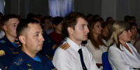 Сотрудники территориальных следственных отделов регионального управления приняли участие в торжественных мероприятиях, посвящённых Дню Государственного флага Российской Федерации - Следственное управление