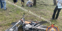 Лоб в лоб: два подростка на мотоцикле врезались в Land Rover в Заокском районе - ИА Тульская пресса.Ru