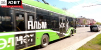 Полиция Казани ищет мужчину, пытавшегося засунуть 50 рублей в лифчик контролера - Альметьевск РТВ