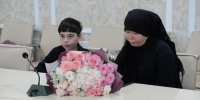 В Хасавюрте семье погибшего бойца СВО Ханпаши Казиева передали орден Мужества - Дагестанская правда