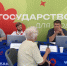 Альберт Мирасов консультирует жителей Нязепетровска, Изображение. - Госжилинспекция