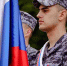 Более 200 московских росгвардейцев развернули российский триколор в честь государственного праздника - Росгвардия