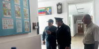 Инспекторы МЧС Дагестана проверяют противопожарную безопасность школ перед началом учебного года - РИА Дагестан