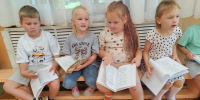   «Книжка на ладошке»: волшебство чтения для самых маленьких! - Алексинская ЦБС