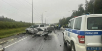 место ДТП, разбитый пикап, полиция - Петрозаводск говорит