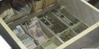 В смоленском ТЦ обчистили кассу, пока продавец отвернулся - SmolDaily.Ru