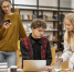 students-working-study-group - Новый Компаньон