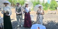 Памятный камень в честь будущего сквера Чехову установили на улице Калинина в Хабаровске - Gubernia.Com