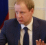 На прямую линию Виктора Томенко за сутки поступило более 200 вопросов - Комсомольская Правда