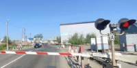 На переезде в Орловском округе ограничили движение - Комсомольская Правда